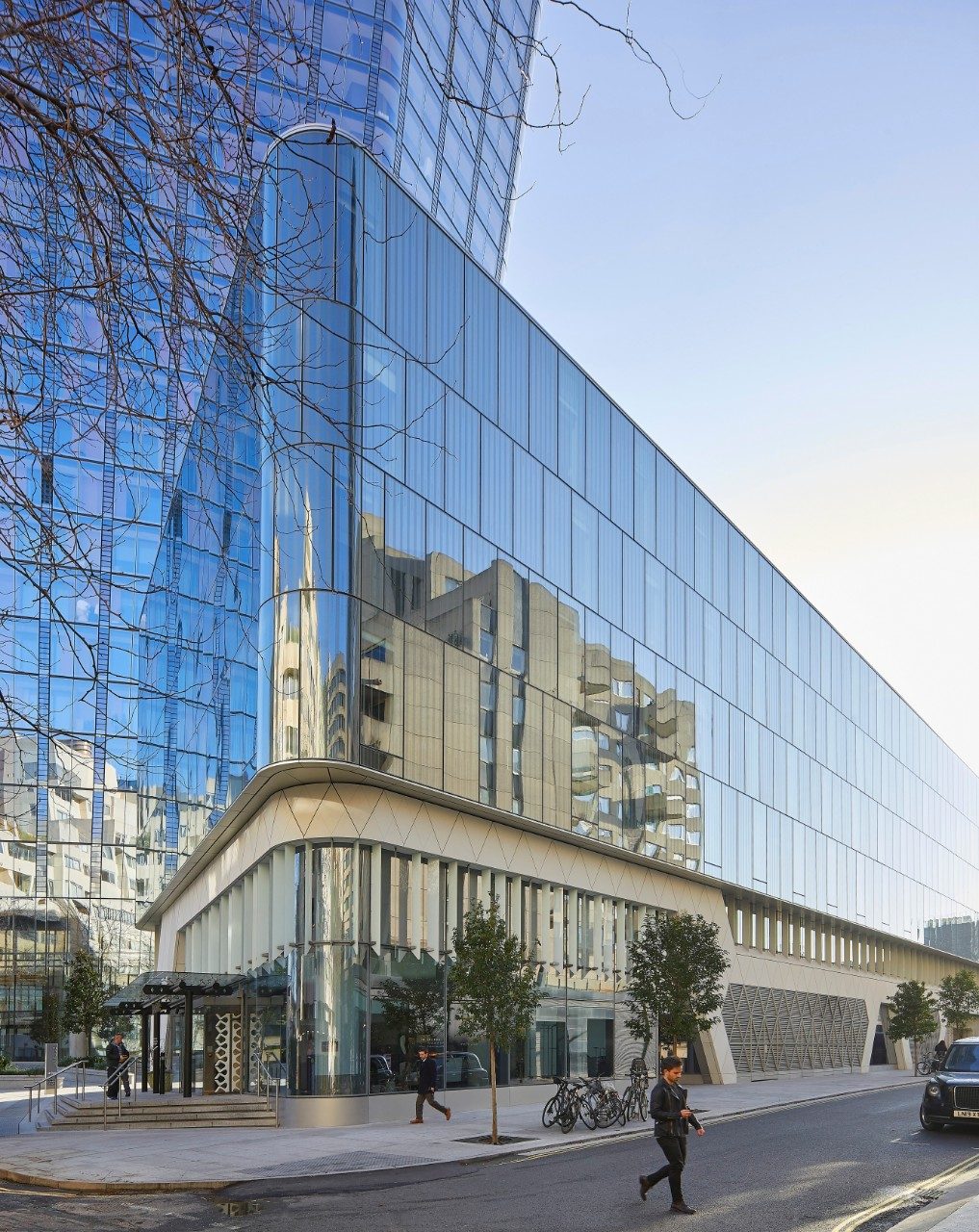 Curved Glass And Bent Glass For Facades And Architectural Buildings Guardian Glass